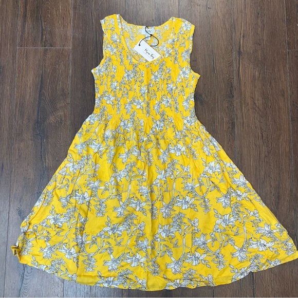 🆕 Myra Bag Elegant Dress in Yellow & Black with Intricate Embroidery SZ SM - Picture 1 of 4